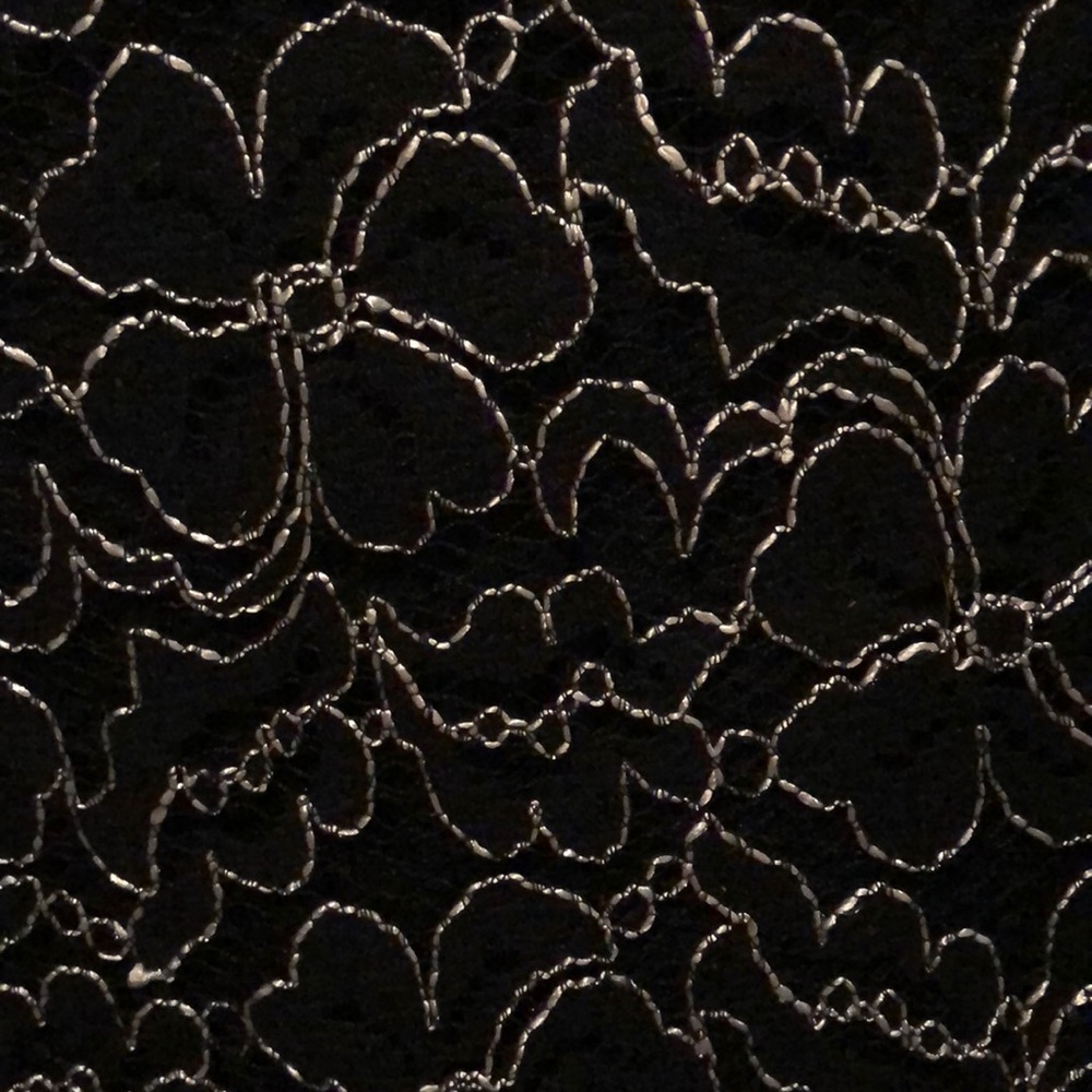Blouse - Picture 2 of 3